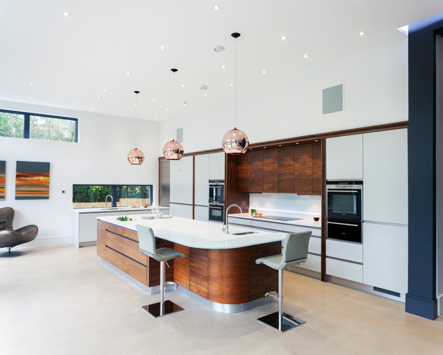Stylish copper kitchen featuring accent lighting contemporary-koek