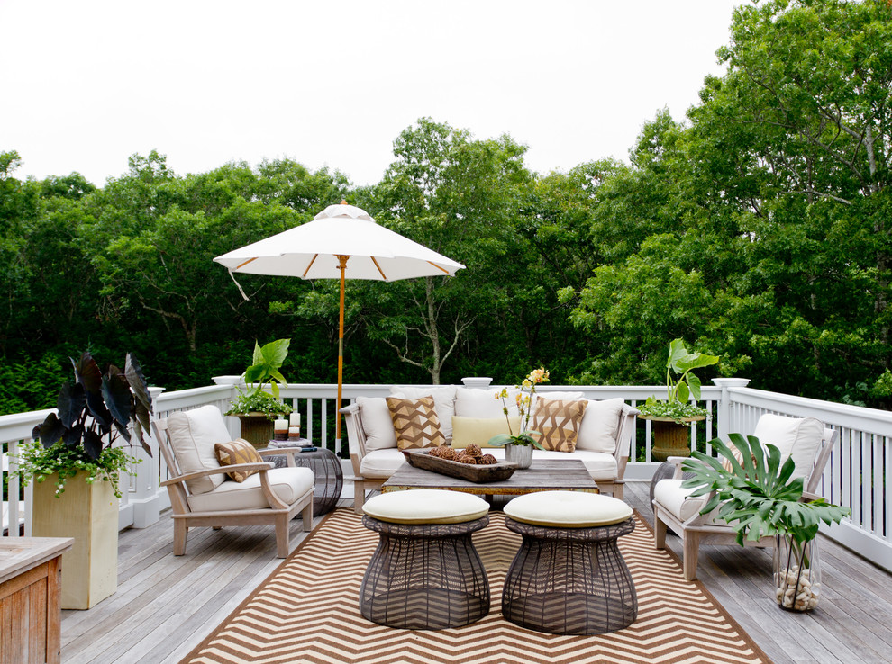 This is an example of a beach style deck in New York.