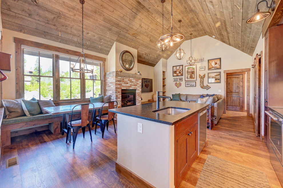 Ruthie's Roost - New Construction