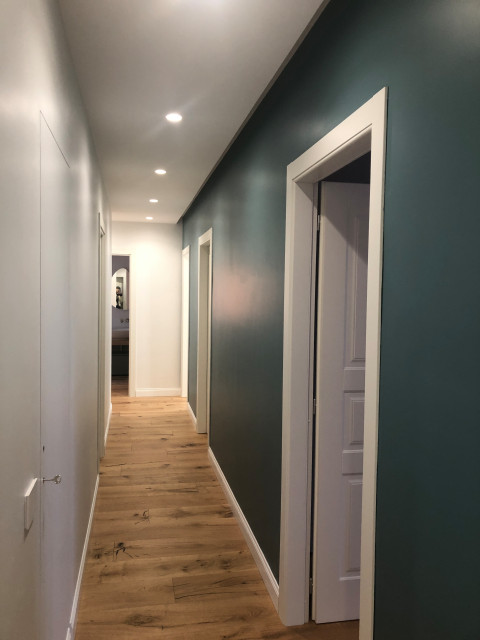 160 mq completamente ristrutturati contemporary-hallway-and-landing