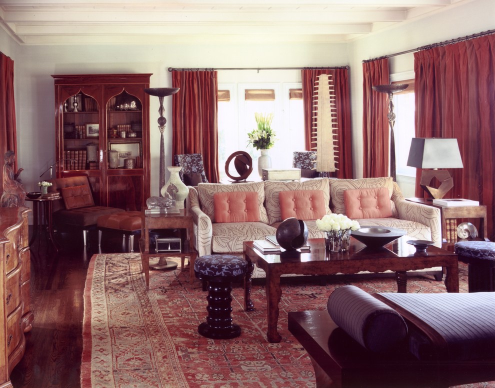 This is an example of a traditional family room in San Francisco.
