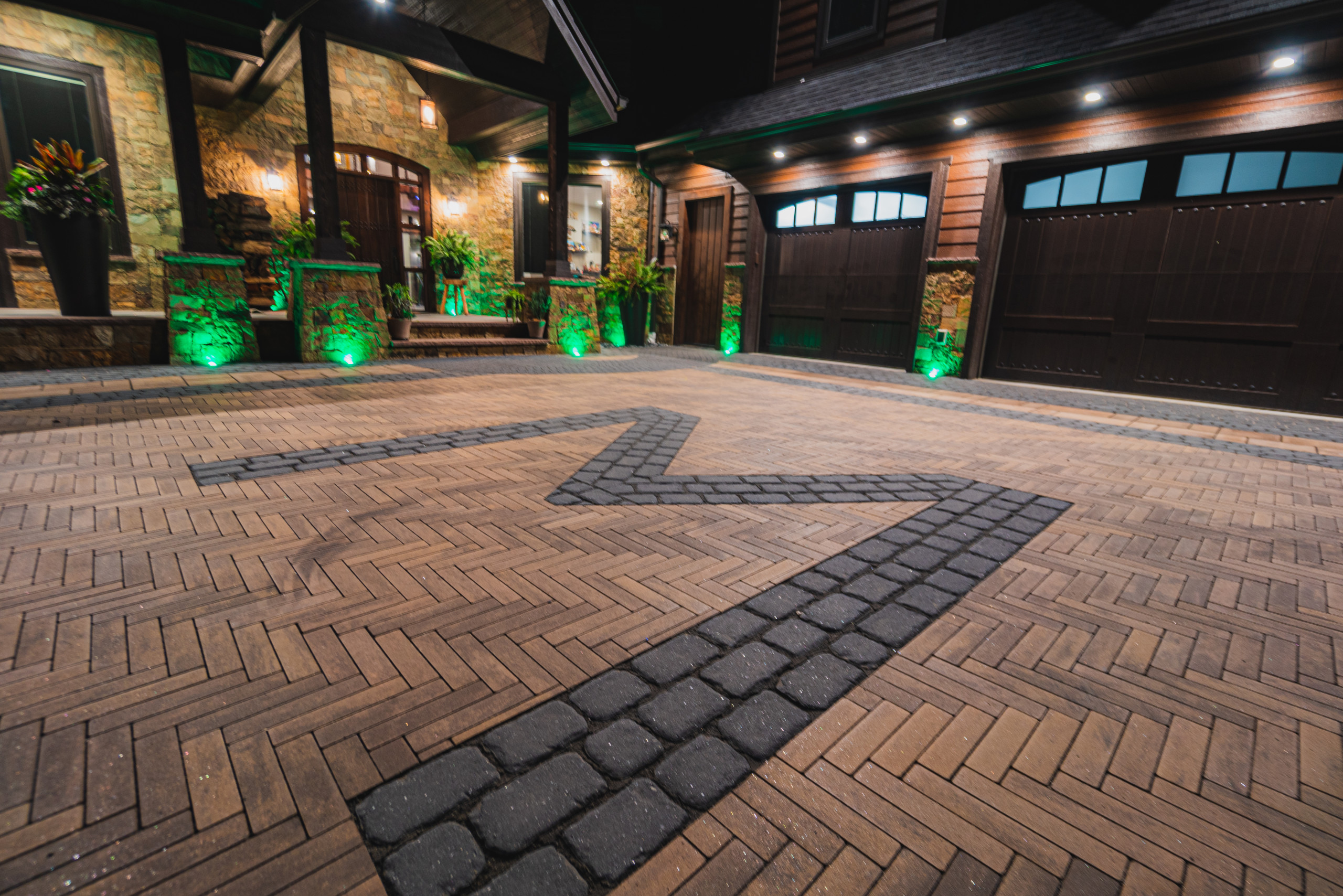 Award Winning Driveway Courtyard