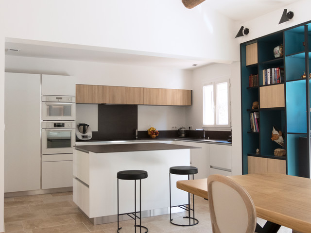 Villa D contemporary-kitchen
