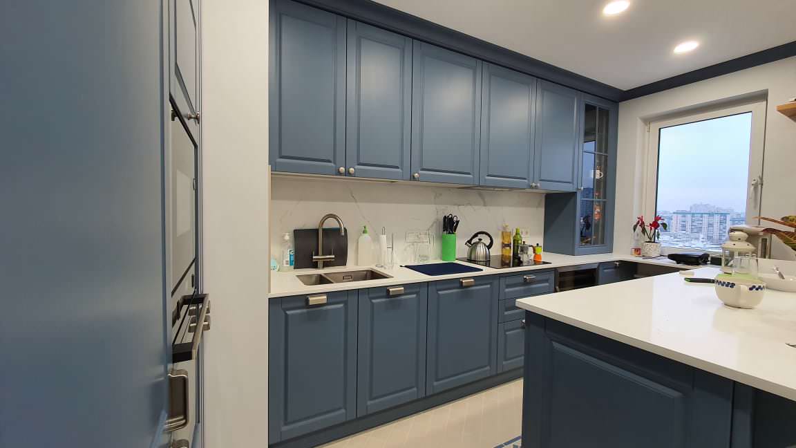 Соременная классика в серо-голубых тонах