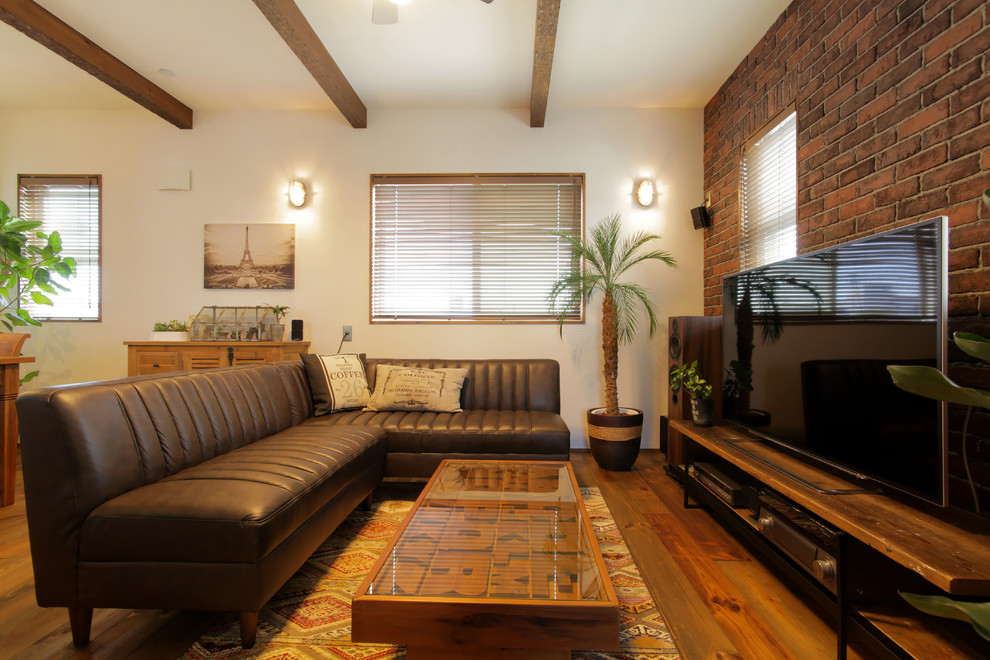 This is an example of a midcentury living room in Other.