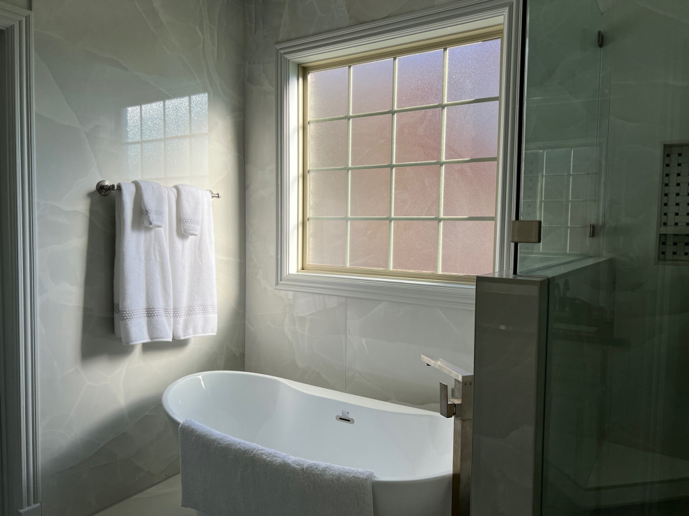 Elegant Fairvue Bathroom