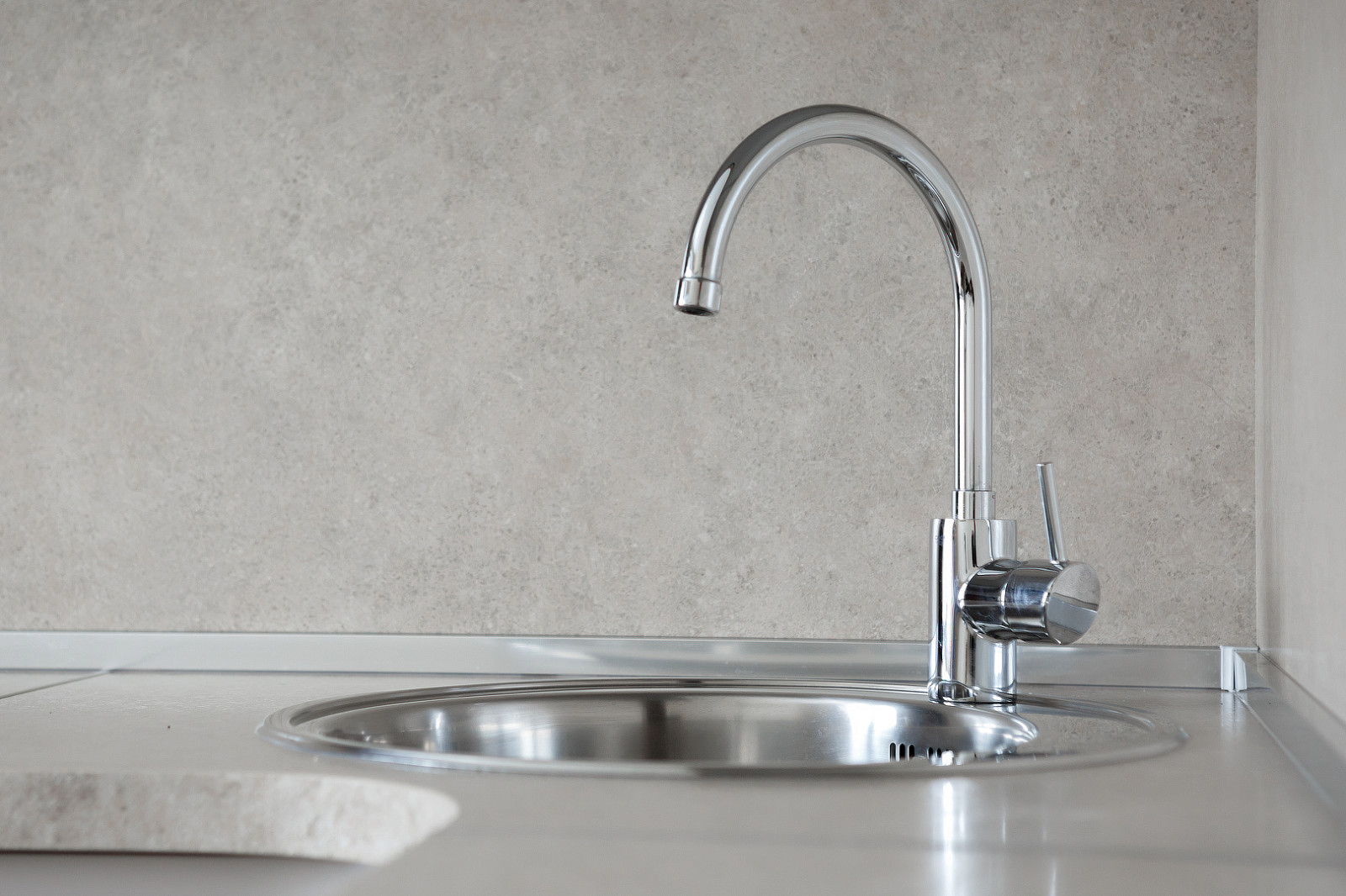 Небольшая кухня на Варшавской