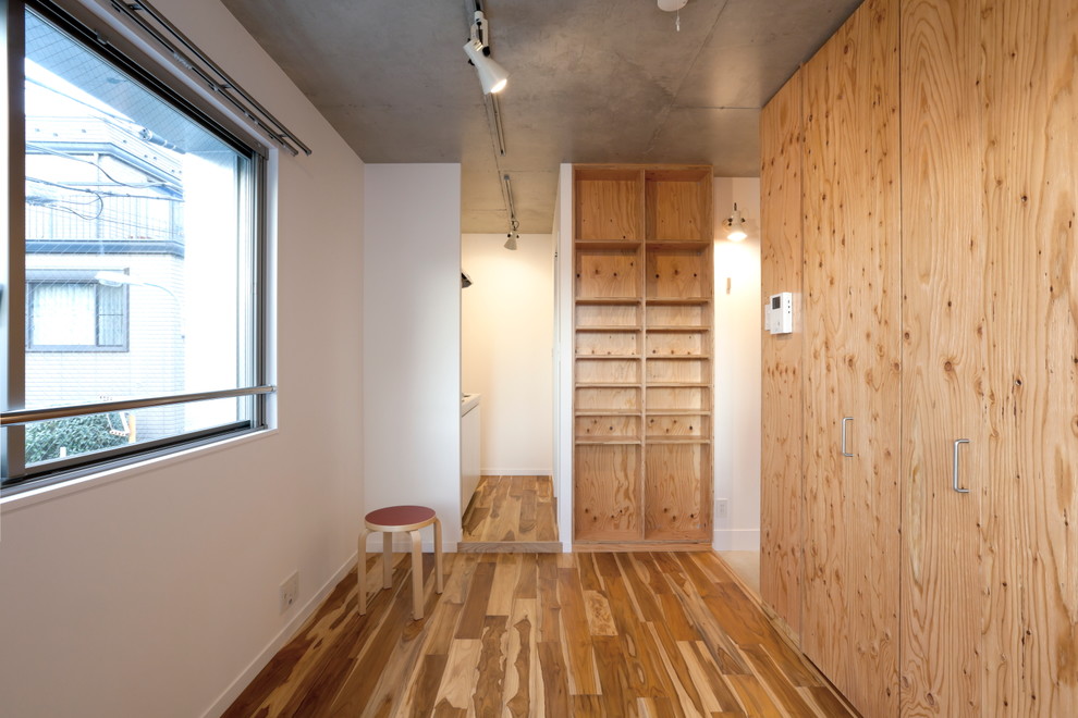 東京23区にあるコンテンポラリースタイルのおしゃれな収納・クローゼットの写真