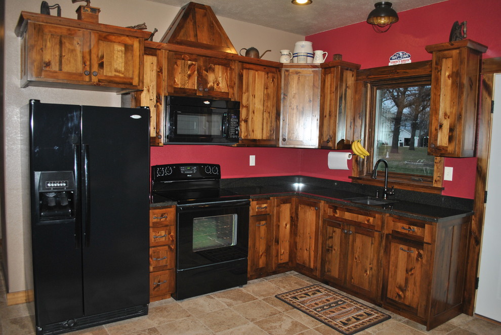 Kitchen - rustic kitchen idea