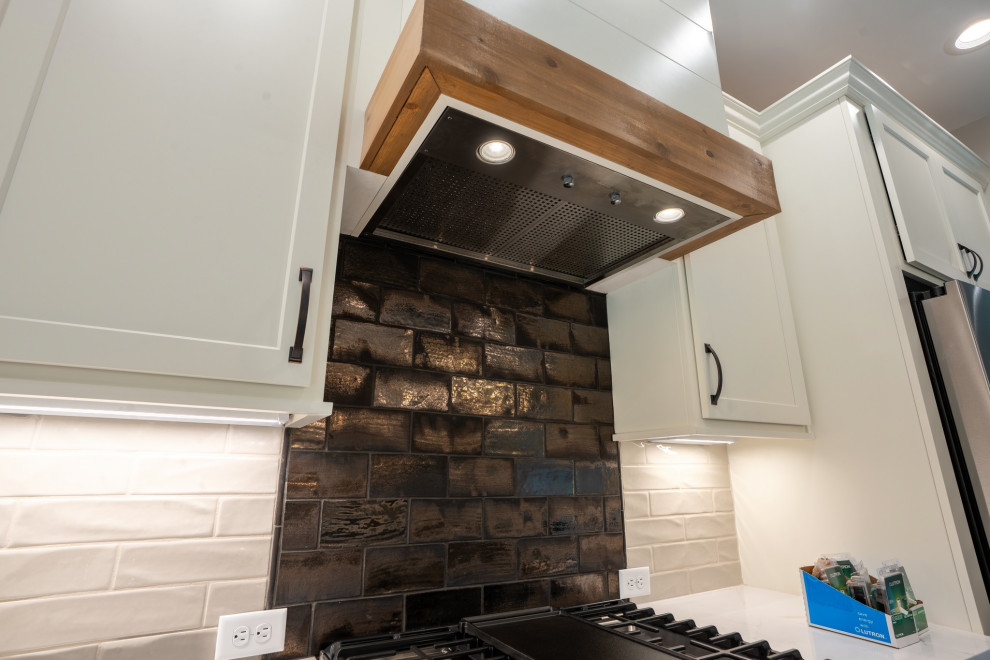 Kitchen 12