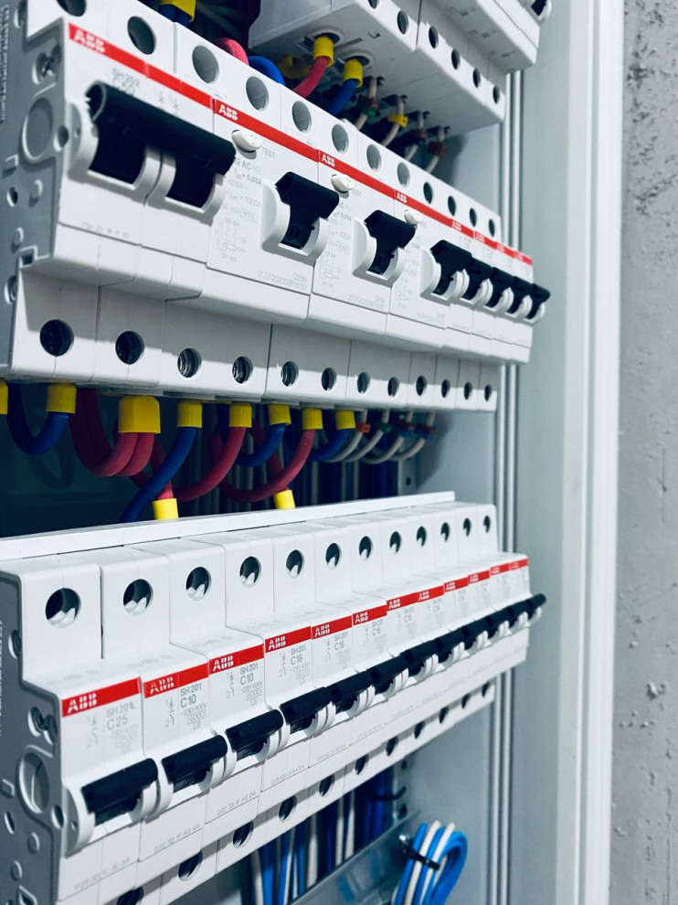 ЖК EVER электромонтаж в квартире студии 30m2