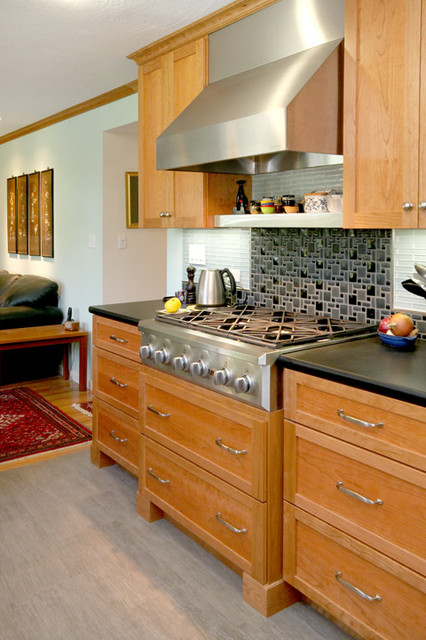B.L Kitchen Remodel moderno-cucina