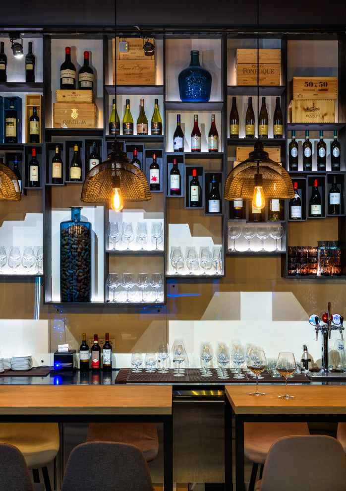 Дизайн бара "ONLY WINE"