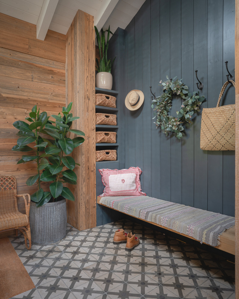 Inspiration for a cottage entryway remodel in Other