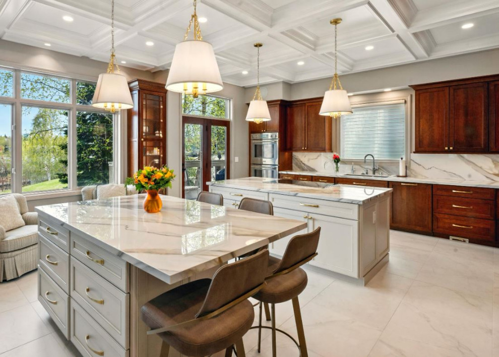 Kitchen - transitional kitchen idea