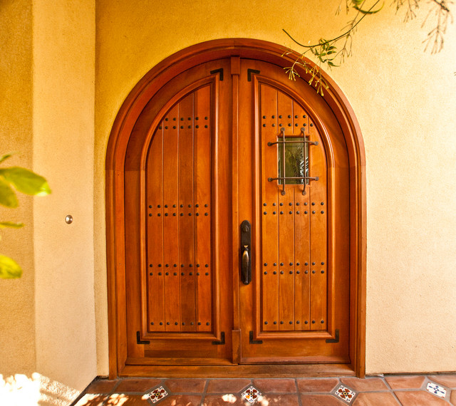 Borano Rustic Doors klassisch-eingang