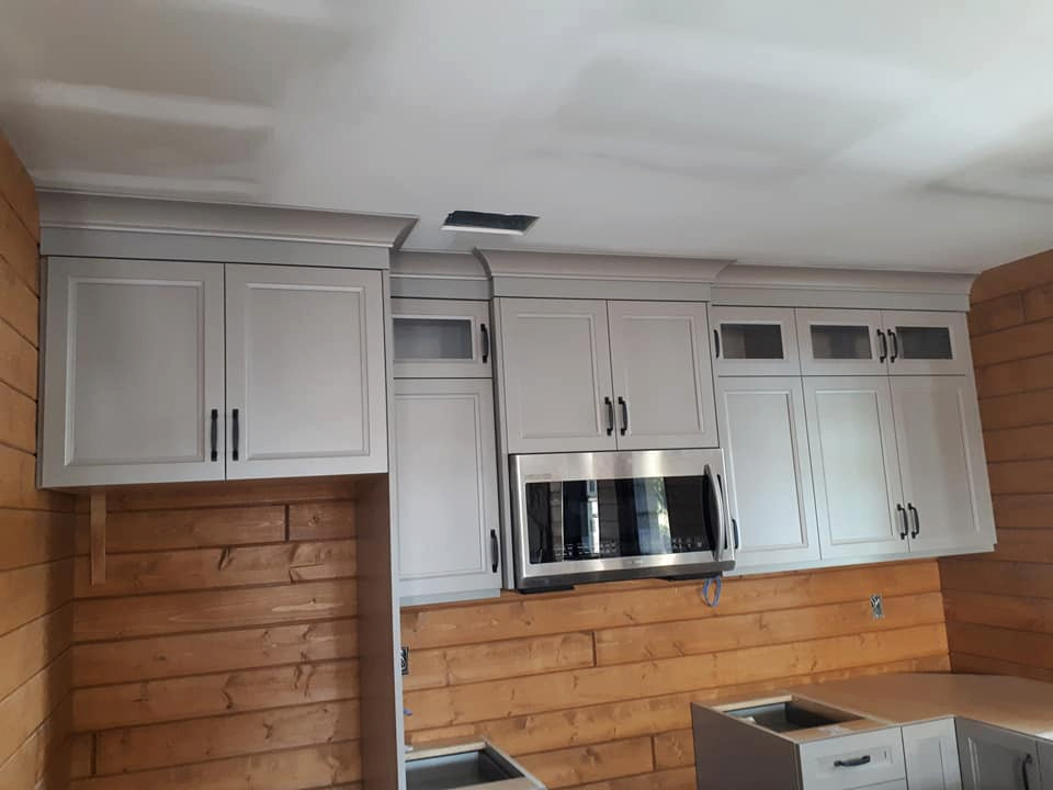 Grey Shaker Kitchen on Stoney Island