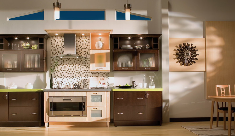 Example of a transitional kitchen design in Miami