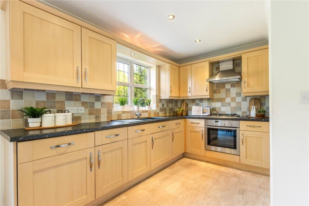 2 Sandpiper Way - Stage to Sell