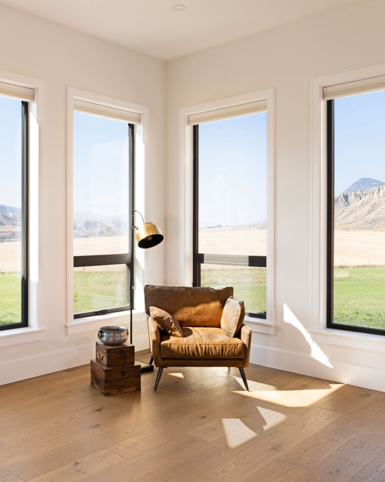 White Walls With White Trim