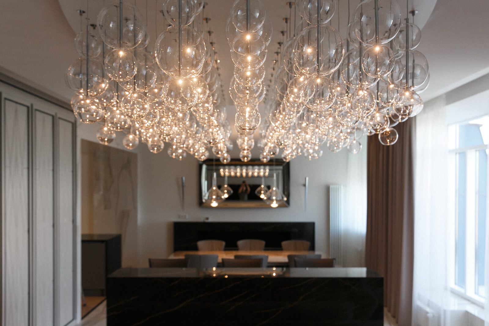 Светильник арт-объект "Гравитация"