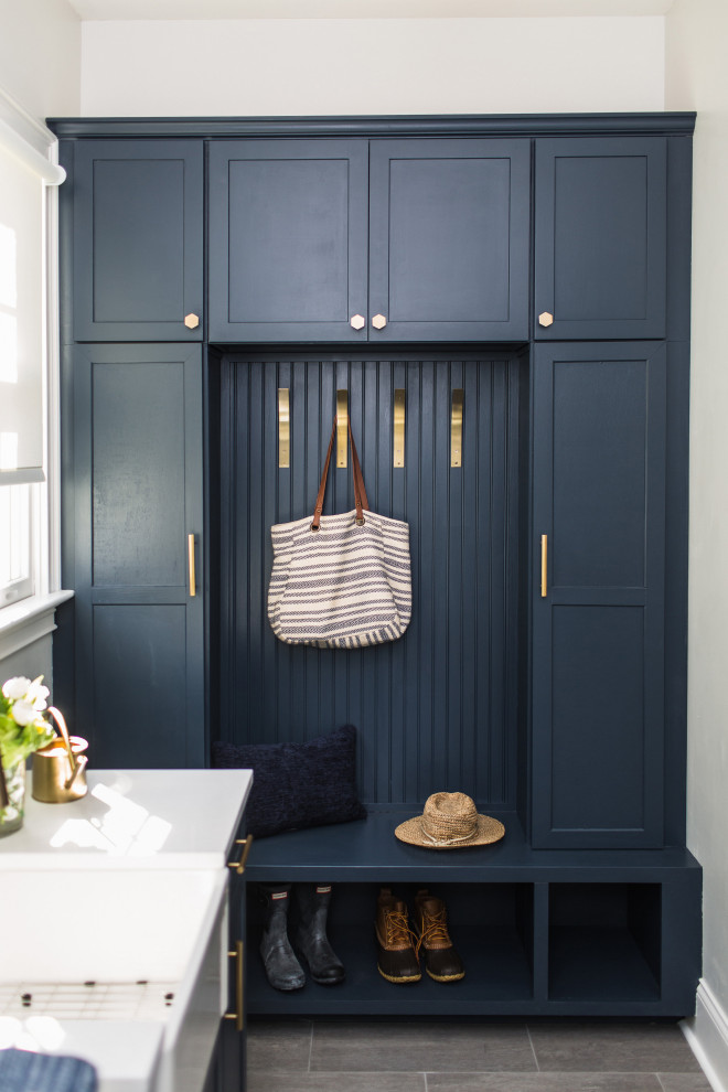 Inspiration for a transitional mudroom in Raleigh.
