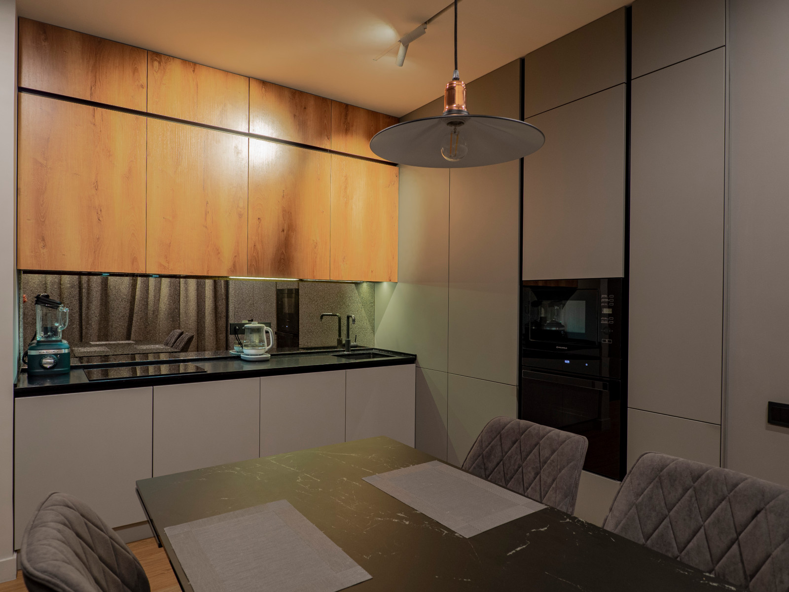 Стильная кухня в минималистичном стиле