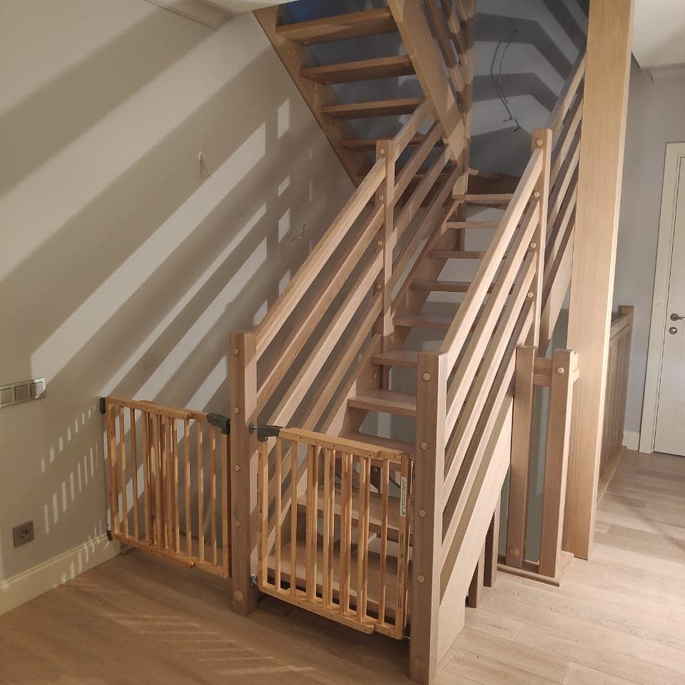 Летница в стиле кантри