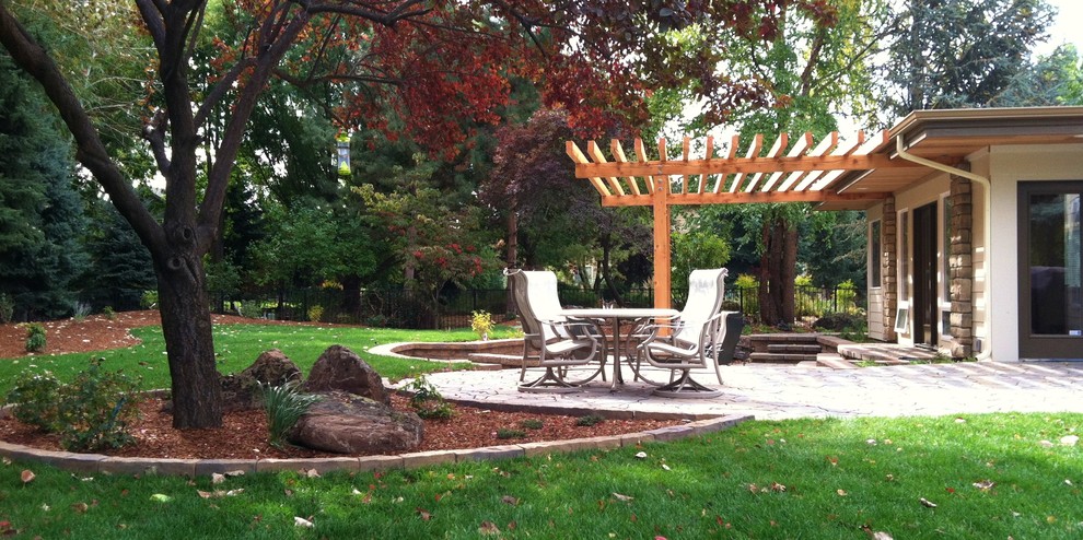 Inspiration for a traditional patio in Boise.