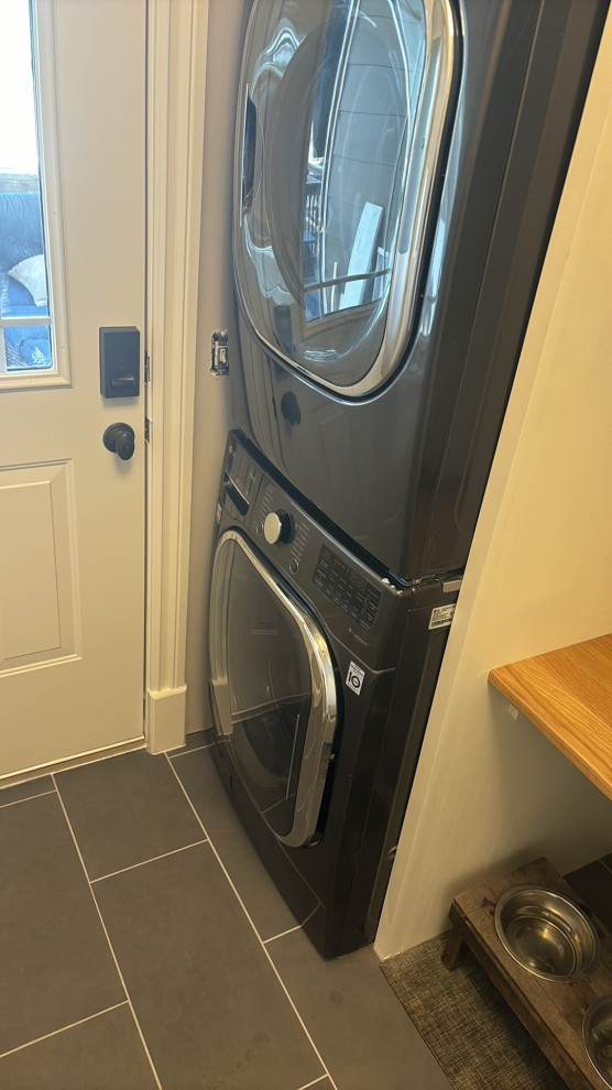 Custom Wine Bar/Laundry Room