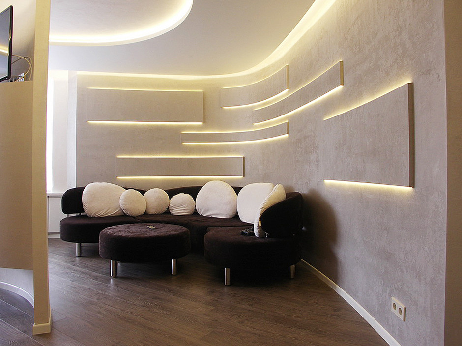 квартира юноши  в С-Пб.