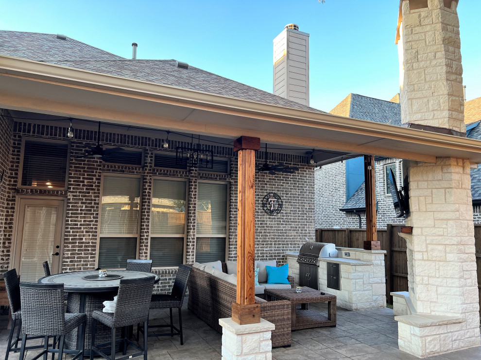 Foxbriar Lane Traditional Patio Dallas by Beautiful Backyard