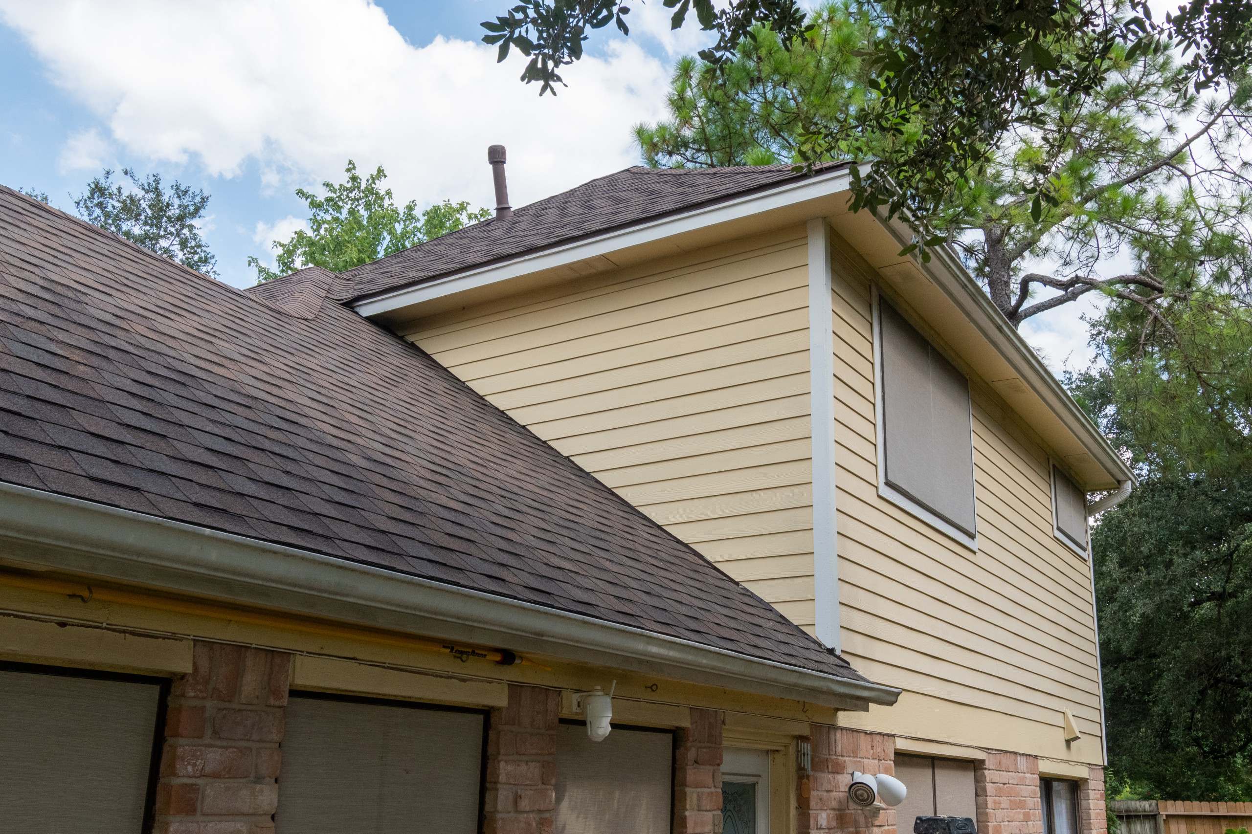 Siding & Trim Repairs After a Roof Replacement in Cypress, TX