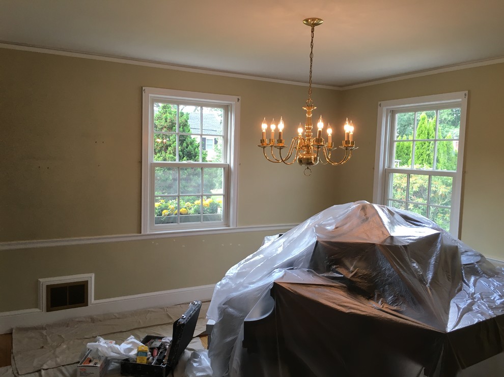 Painting music room. light color on walls.