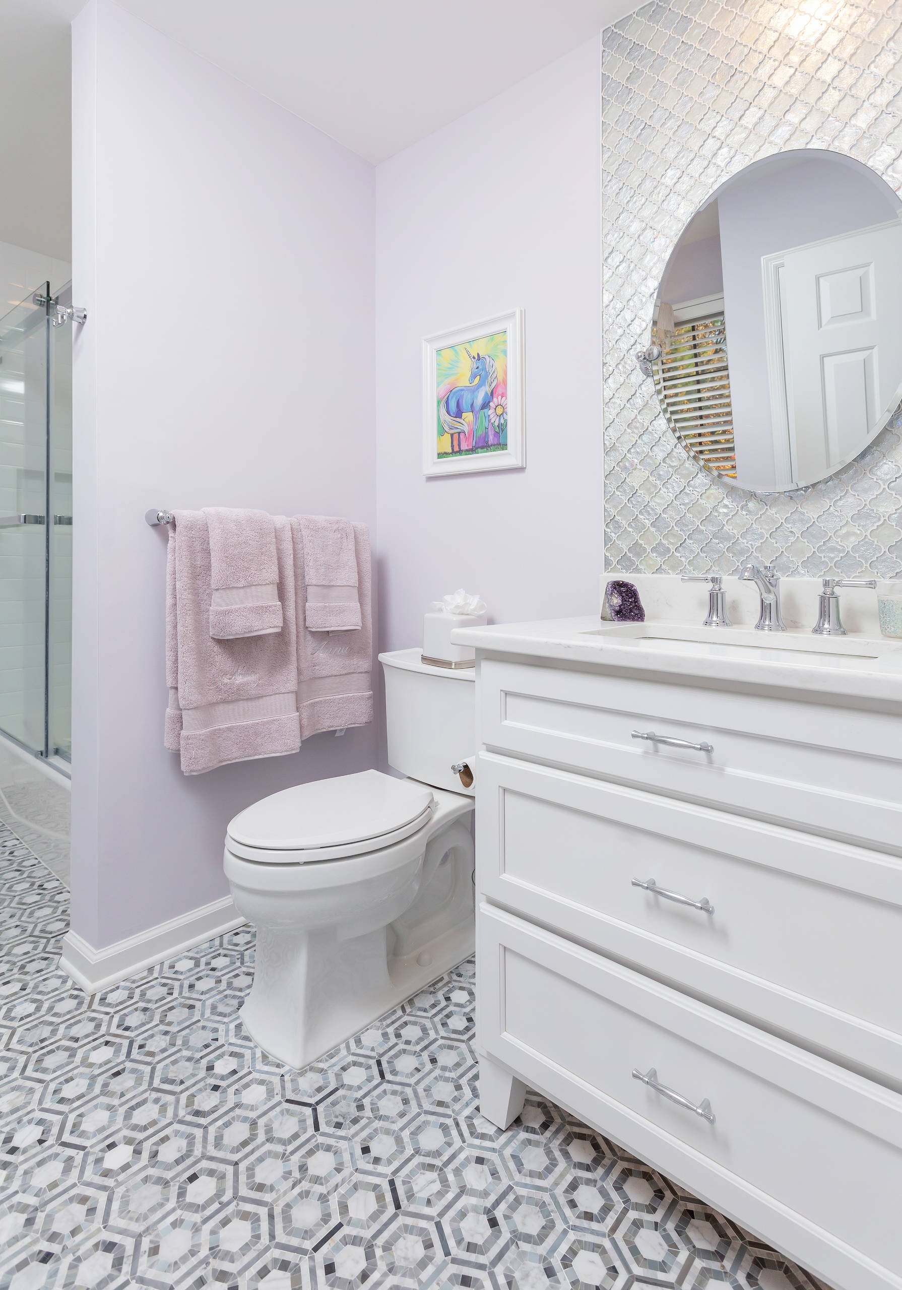 75 Bathroom with Purple Walls Ideas You'll Love - January, 2026 | Houzz, image size:1790x2560