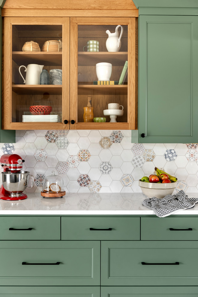 Kitchen - kitchen idea in Minneapolis