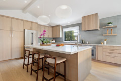 Light-Filled Kitchen Designed for Easy Entertaining