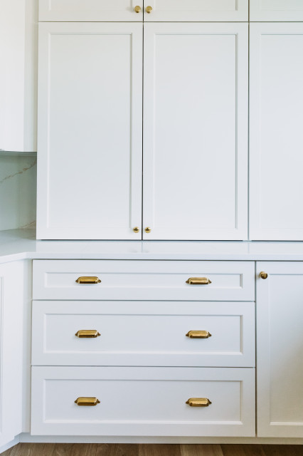 Sutton Kitchen transitional-kitchen