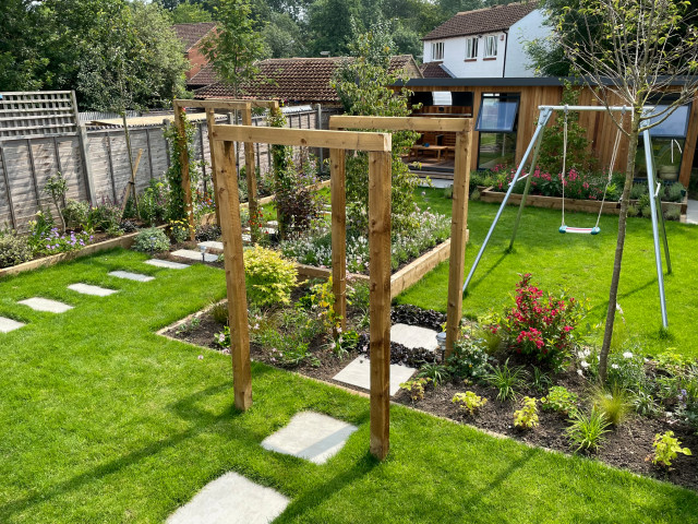 Ashtead rustic-garden