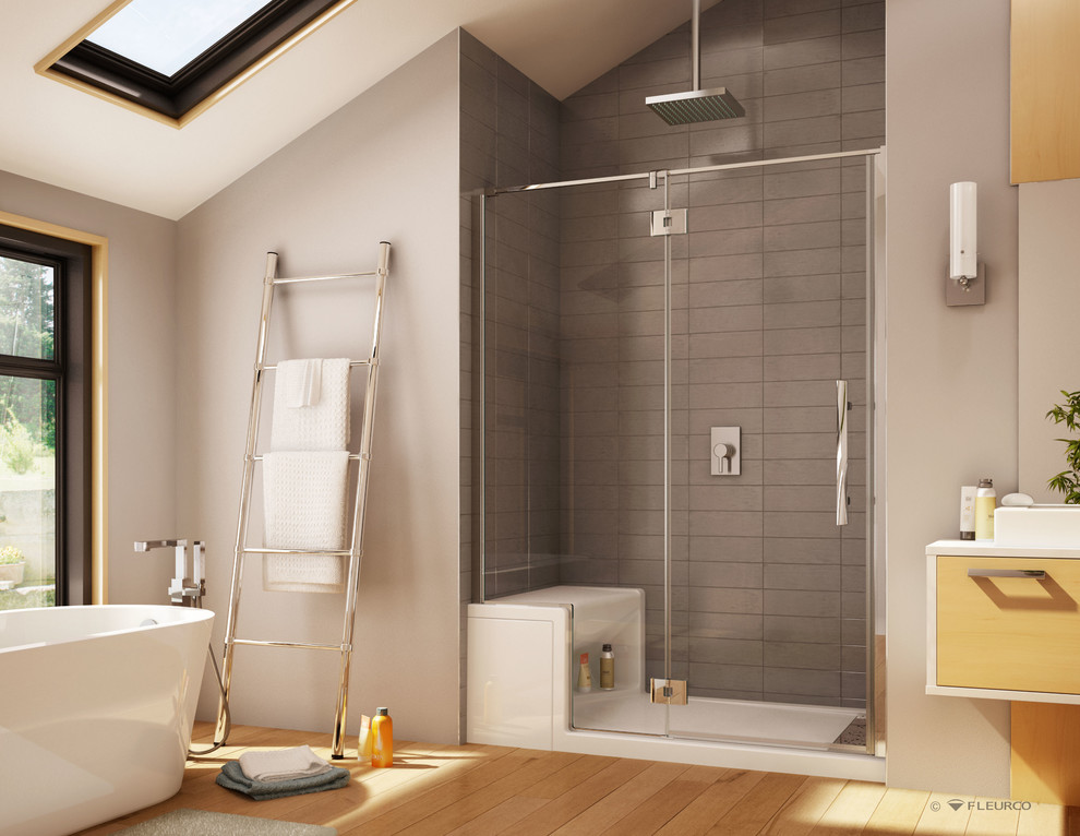 Design ideas for a mid-sized transitional master bathroom in Cleveland with an alcove shower.