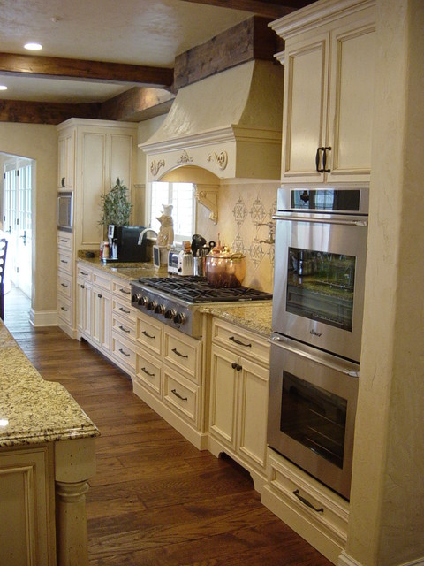 Kitchens traditional-kitchen