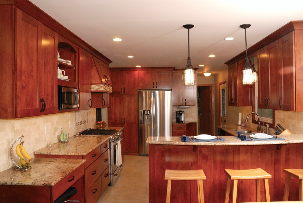 Tholkes Kitchen