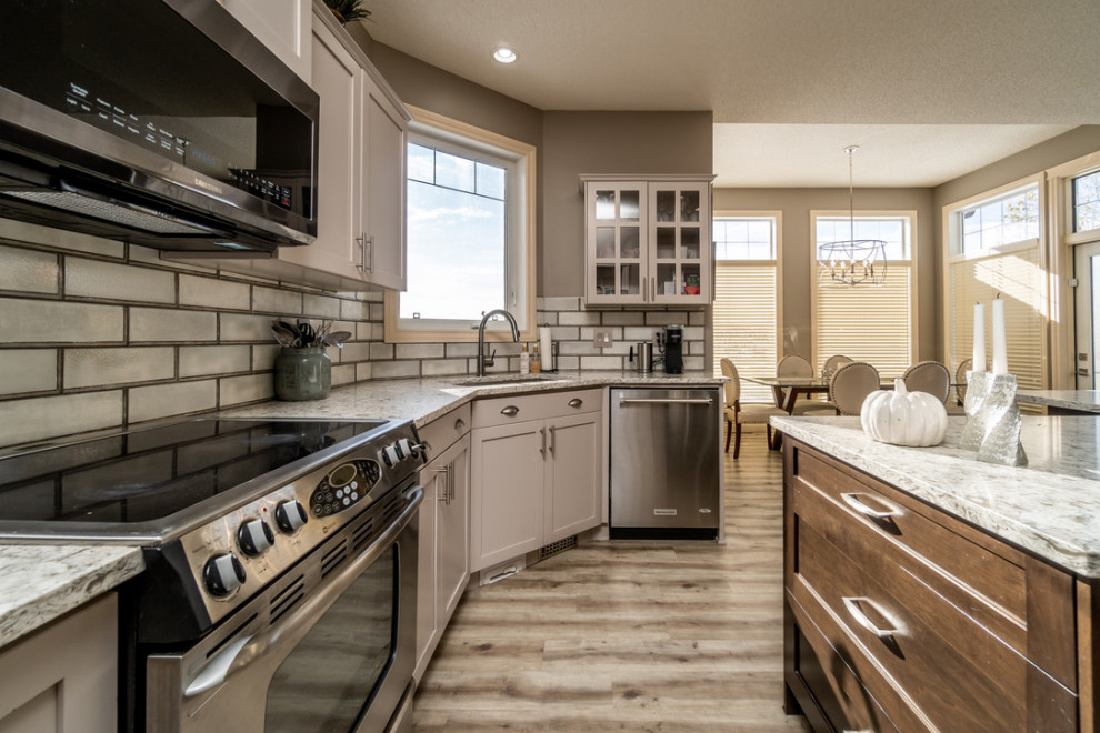 Transitional kitchen photo in Calgary