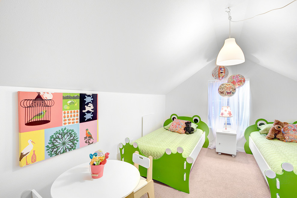 Design ideas for a contemporary kids' room in Seattle.