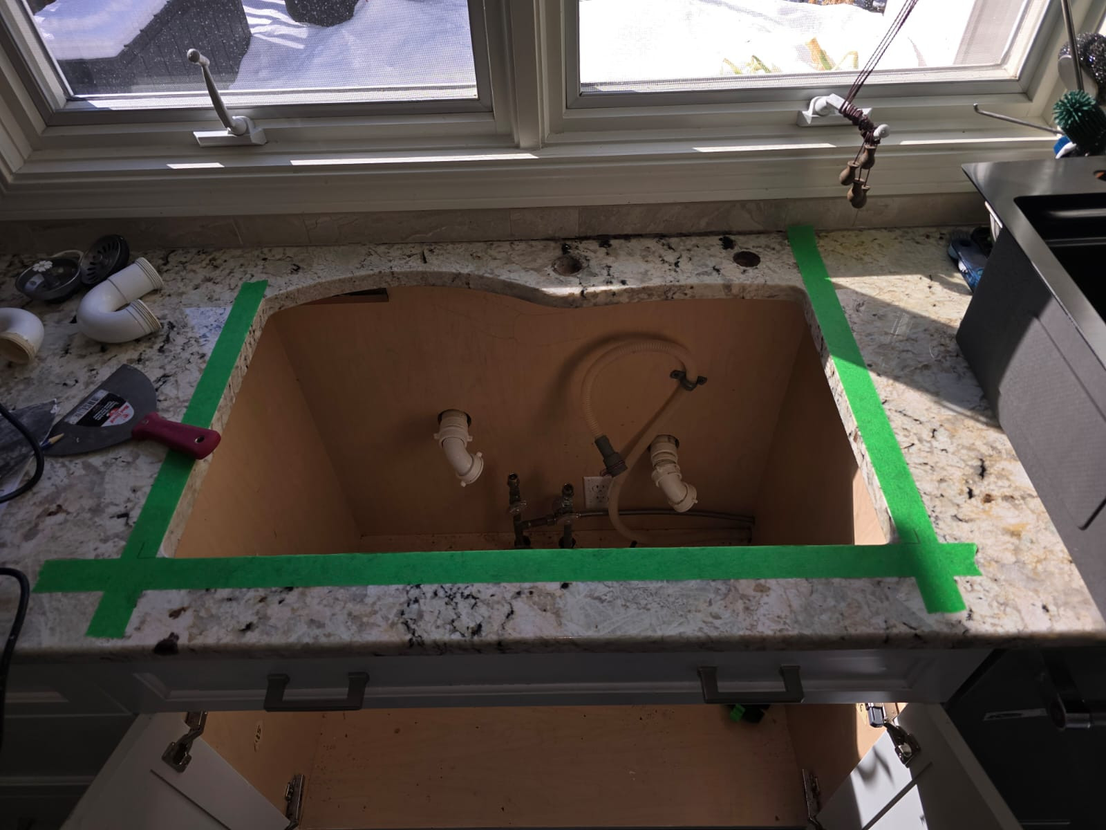 Sink Installation - During the cutting process