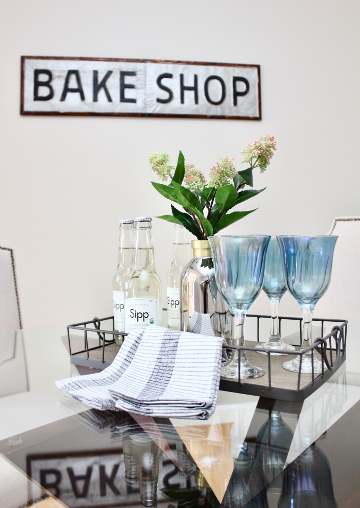 Inspiration for a transitional home design remodel in Boston