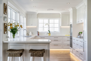 Traditional Kitchen Gets an Updated Luxe Aesthetic - Corinthian Fine Homes