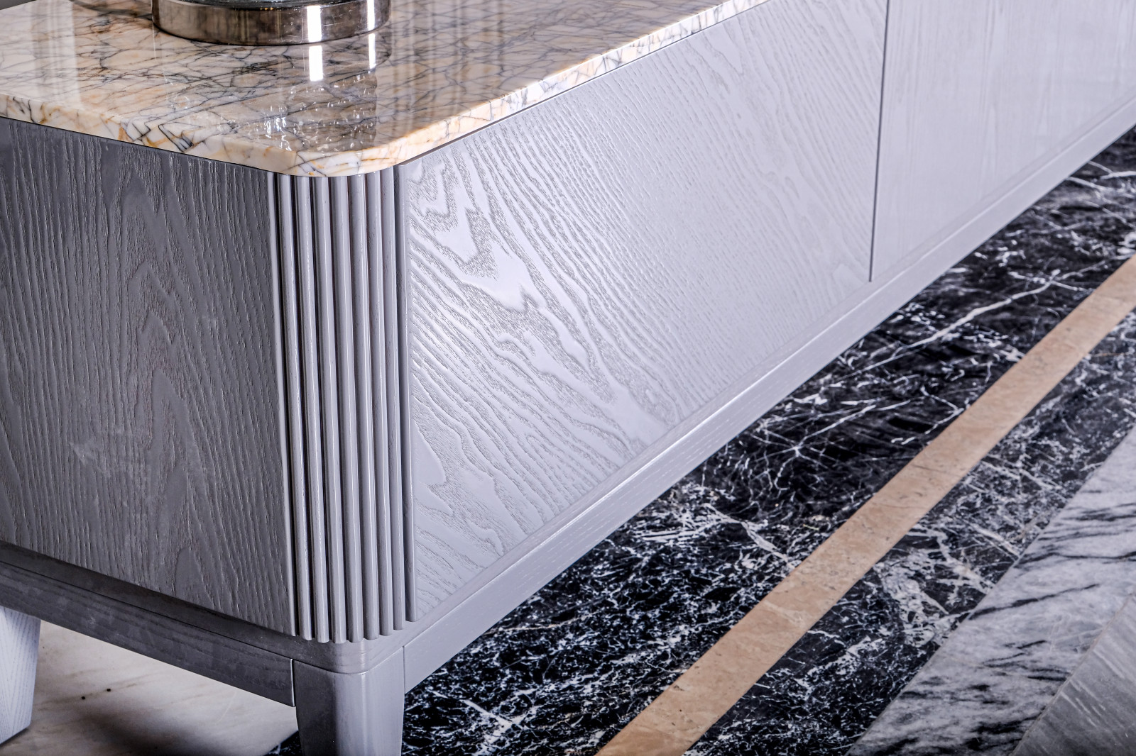 Тв-тумба Briotti