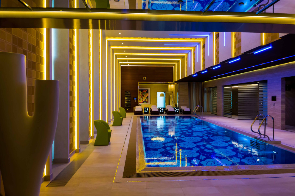 Villa with inside pool