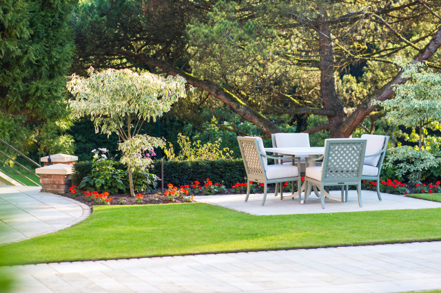Large Garden fusion-courtyard